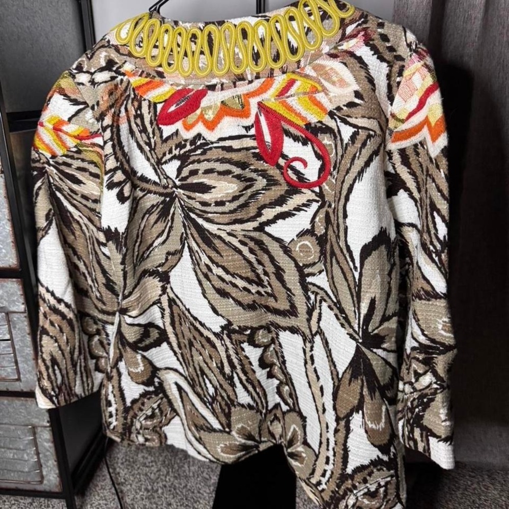 Chico's embroidered floral jacket with bell sleeves. Size: 2 #boho #floral - Picture 4 of 4